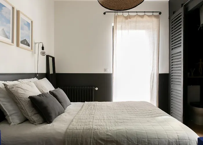 Avec Salle De Bain Et Acces Independant